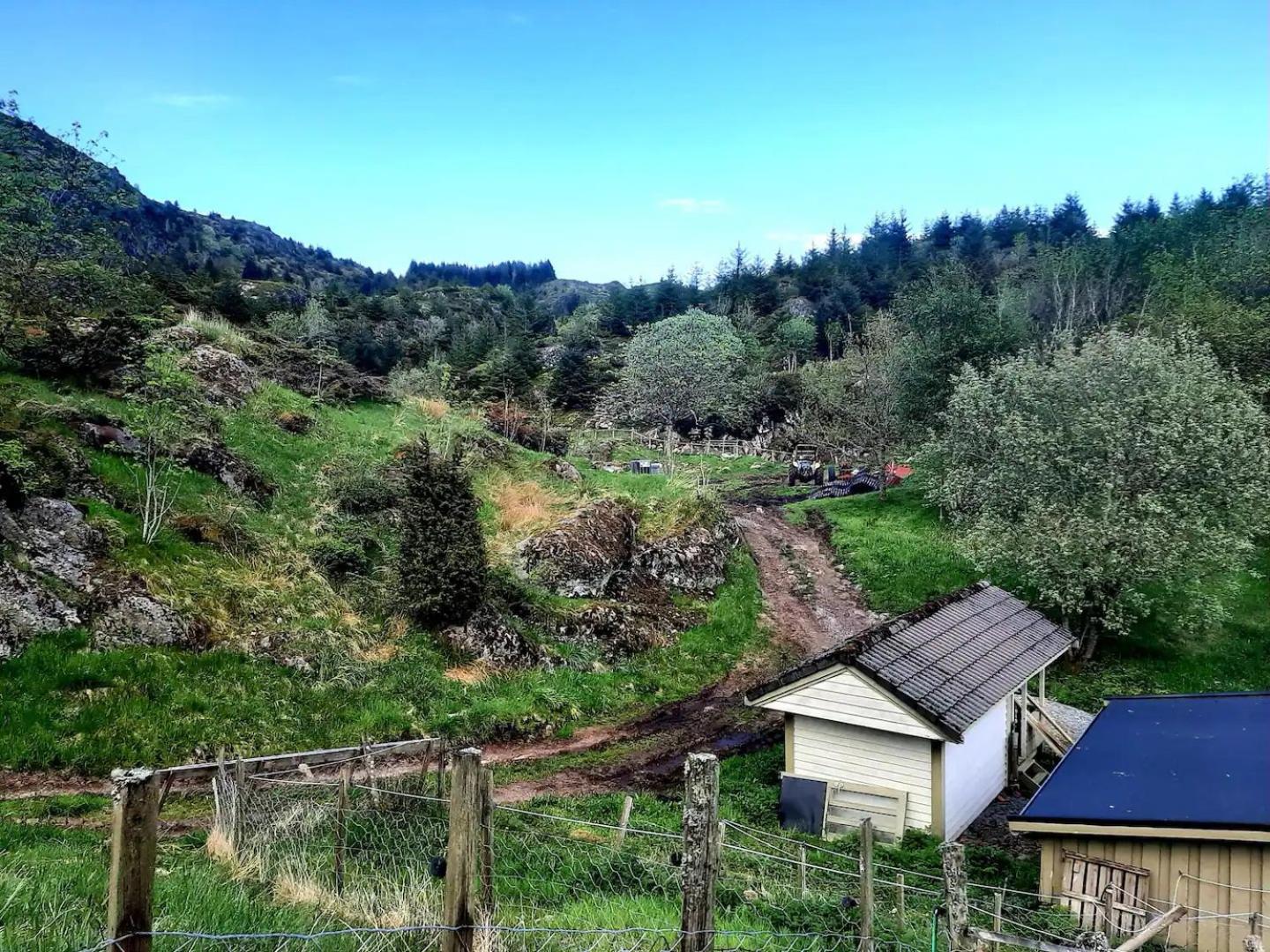 Guesthouse In Manger, Radoy Island Kolstad エクステリア 写真
